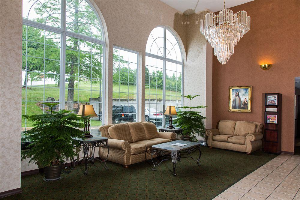 Angel Inn - Central Бренсон Екстер'єр фото